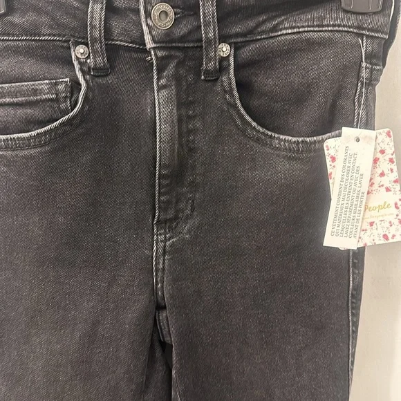 NWT Free People We the Free Raw Hem High-Rise Jegging Washed Black Denim Jeans - Picture 5 of 11